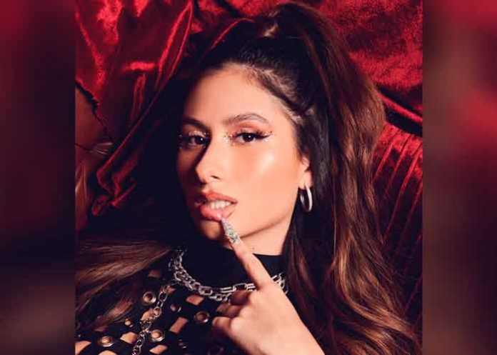 Fátima Pinto hace su debut musical con el tema 