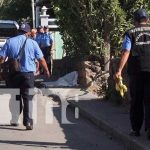 Europeo muere al impactar contra un muro en zona costera de León Accidente de tránsito con saldo mortal en León
