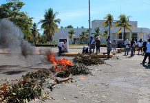 Migrantes de África y Haití exigen agilizar sus trámites al sur de México Migrantes de África y Haití exigen agilizar sus trámites al sur de México