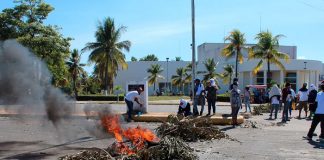 Migrantes de África y Haití exigen agilizar sus trámites al sur de México