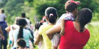 Joven migrante sometida a trabajo forzada para pagar el "coyote"