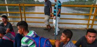 Migrantes detenidos en México