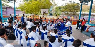 Entrega de material deportivo para escuelas de educación especial en Nicaragua