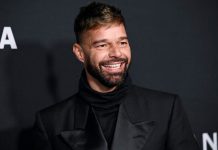 ¡Dale play! Ricky Martin estrena nuevo sencillo “Otra noche en L.A.” ¡Dale play! Ricky Martín estrena nuevo sencillo “Otra noche en L.A.”