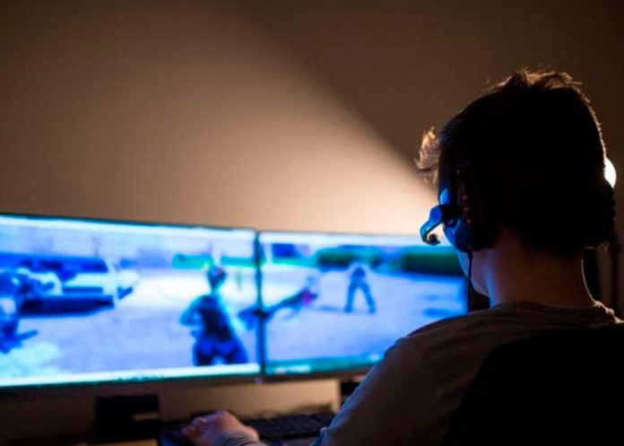 ¡Locura! En Pakistán mató a su mamá y hermanos pensando que jugaba PUBG