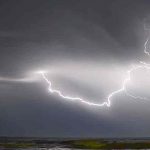 Un rayo que recorrió 768 km logra récord de duración en Estados Unidos El rayo de mayor duración