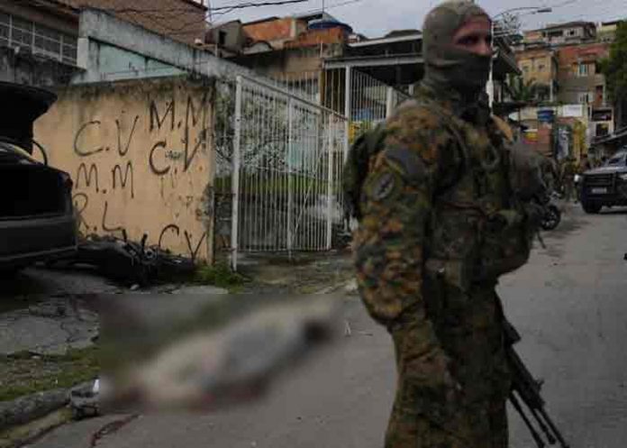 Ocho muertos en operación policial contra narcotraficantes, Rio de Janeiro