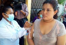 Ferias de salud gratuitas «florecen» en barrios de Managua Feria de salud en barrio Tierra Prometida, Managua