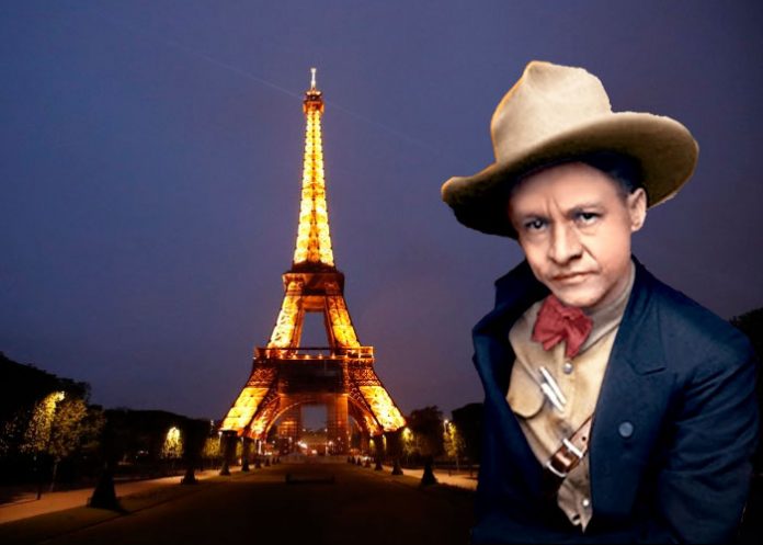 Imagen de Sandino sobre la ciudad de Francia