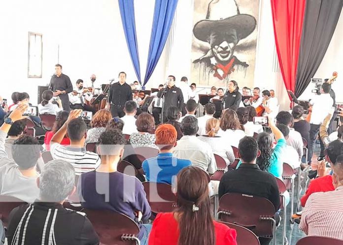 Recital de música y poesía en honor a Sandino