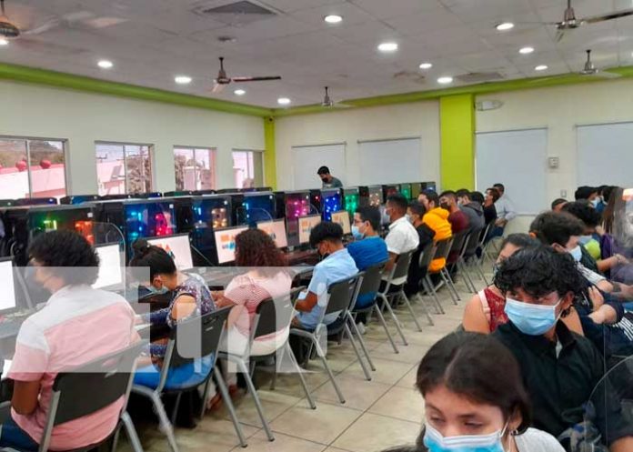Capacitación sobre impacto de tecnologías en la juventud de Nicaragua