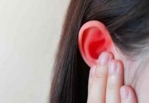 Tinnitus, el nuevo síntoma en pacientes con ómicron que te puede dejar sordo