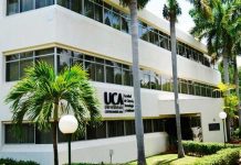 Diputado Wilfredo Navarro insta a la UCA a cumplir la ley y rendir cuentas Edificio dentro de la UCA Nicaragua