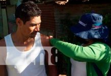Jornada de vacunación en el barrio 30 de Mayo, Managua