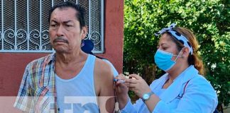 Vacunación para pobladores del barrio El Edén, en Managua