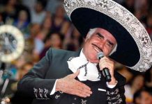 Vicente Fernández recibe nominaciones póstumas en Premios Lo Nuestro Vicente Fernández recibe nominaciones póstumas en Premios Lo Nuestro 2022