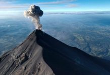 En Guatemala confirman que el volcán de Fuego entró en erupción En Guatemala confirma que el volcán de Fuego entró en erupción