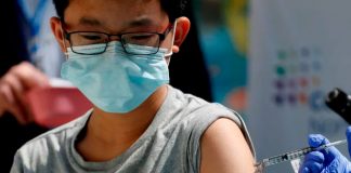 Pfizer comienza estudios finales de las píldoras antivirales para niños