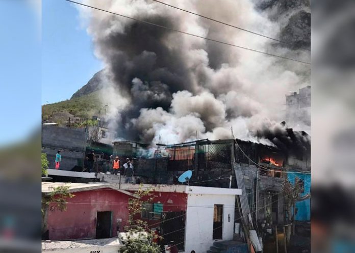 Madre muere calcinada junto a sus hijos por un incendio en México