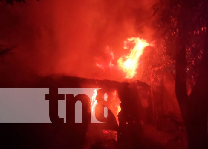 1 Incendio arrasa con cocina y parte de vivienda en Tipitapa