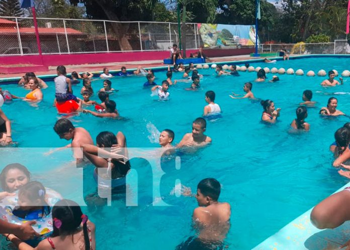 1 Ciudadanos visitaron Xiloá y Xilonem