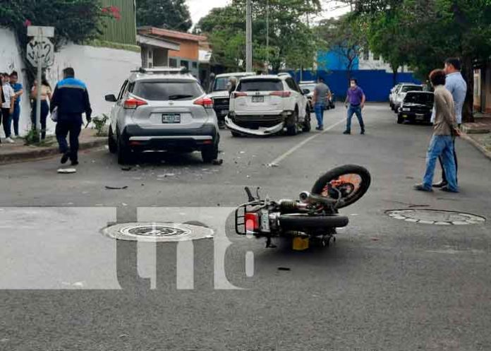Irrespeto a señal de alto deja una colisión en Managua