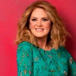 Erika Buenfil arrasa en las redes a sus 58 años