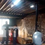 Vecinos y bomberos sofocan incendio en una vivienda del barrio Villa Progreso