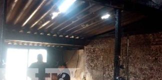 Vecinos y bomberos sofocan incendio en una vivienda del barrio Villa Progreso