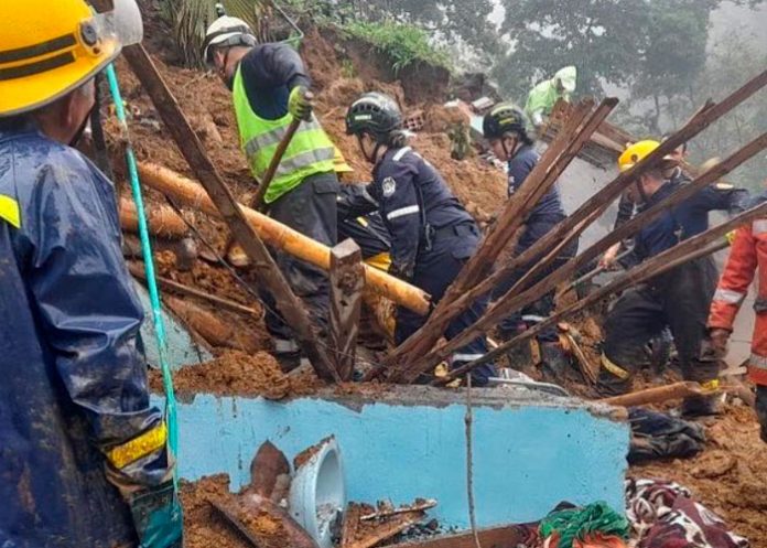Derrumbe en Risaralda, Colombia deja dos personas muertas