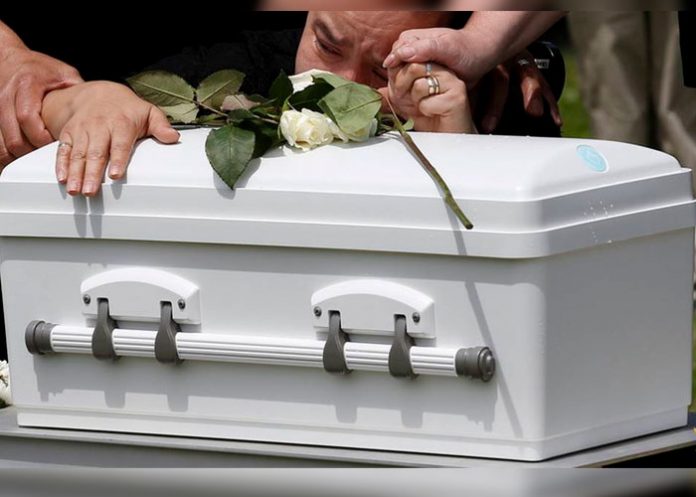 2 Pareja en discusión asesina de un golpe a su bebé de año y medio