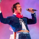 Viuda de Vicente Fernández dice NO a la serie: «hay gente abusando su nombre» Viuda de Vicente Fernández dice NO a la serie: "hay gente abusando su nombre"