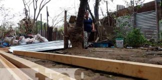Gobierno entrega ayuda solidaria a familia afectada en incendio de León