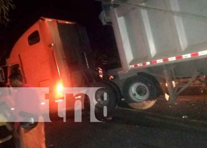 Hombre perece bajo las llantas de un fuego en El Viejo–Chinandega