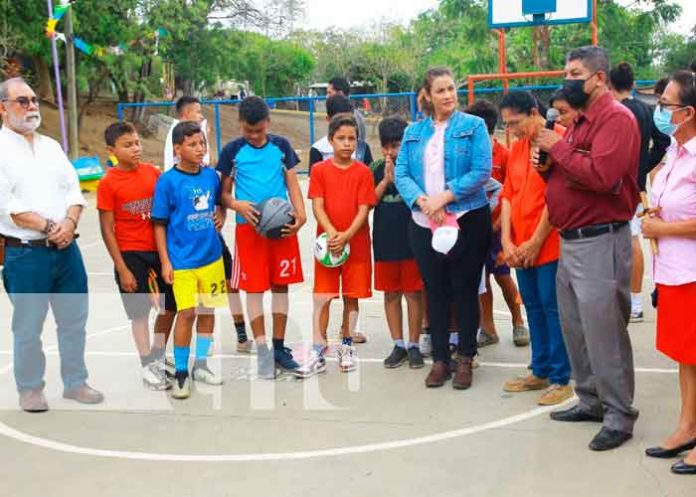 Inauguración de parques en Managua