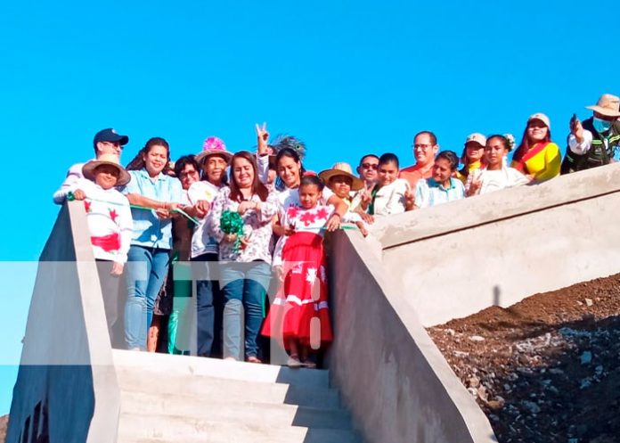 Reinauguran El Mirador Cruz de Bobadilla del Parque Volcán Masaya
