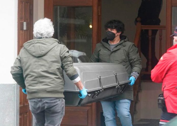 5 Madre y bebé fallecidos en España