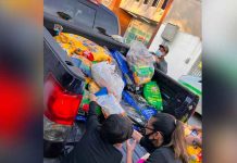 Reparten comida de perro en México