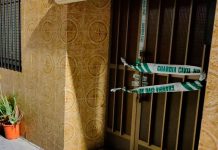 ¡Casi comete un parricidio! Joven apuñaló a su madre en España Joven casi mata a su madre en España