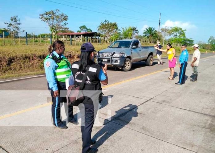 Anciano de 78 años fallece al ser catapultado por una camioneta en Bluefields