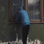 Modelo de OnlyFans: "Mi acosador vivía en el ático y me grababa dormida"