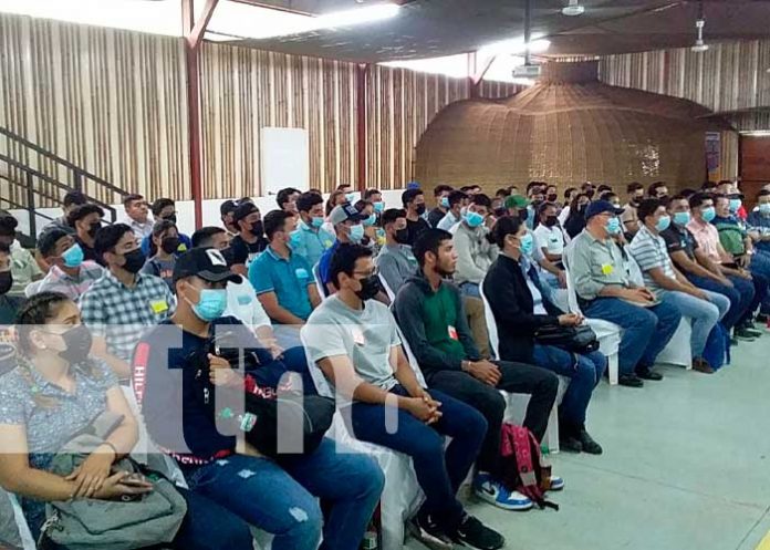 Reforzamiento de conocimientos en agricultura para estudiantes en Nicaragua