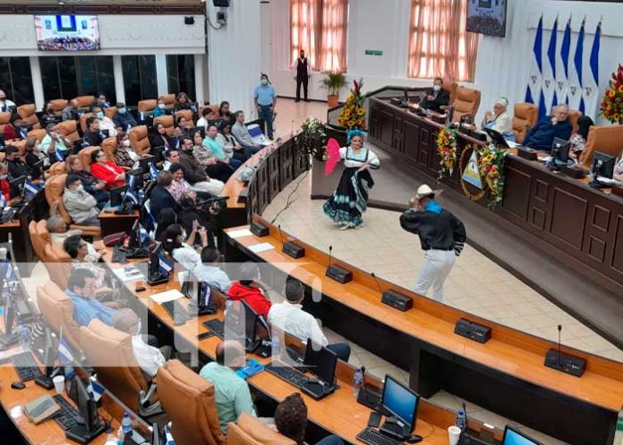 Homenaje a los periodistas de Nicaragua desde la Asamblea Nacional