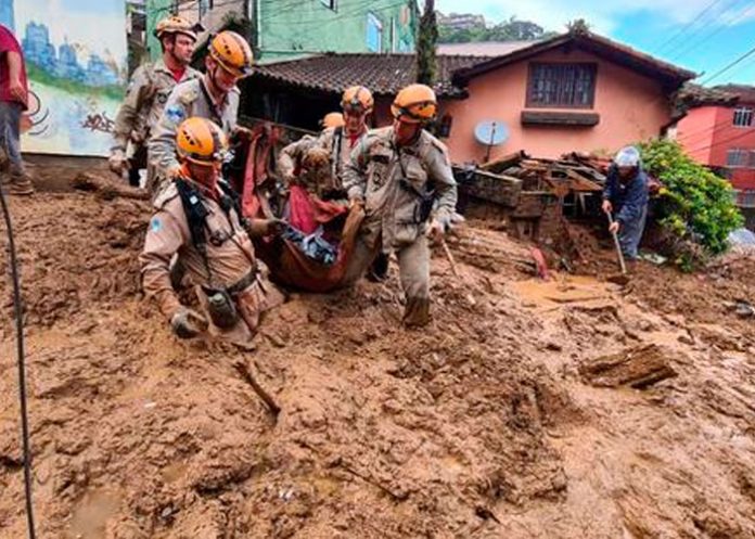 Autoridades de Brasil confirman 231 fallecidos tras lluvias en Petrópolis