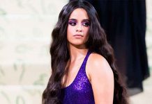 ¡Ups! Camila Cabello enseña por accidente uno de sus pechos en una entrevista ¡Ups! Camila Cabello enseña por accidente uno de sus pechos en una entrevista