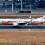 ¡Trágico! Avión con 133 personas a bordo se estrelló al sur de China