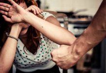 ¡Salvaje! De un mordisco le arrancó la oreja a su mujer en Colombia ¡Salvaje! De un mordisco le arrancó la oreja a su mujer en Colombia