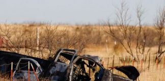 Menor de 13 años provoca accidente que deja 9 muertos en Texas