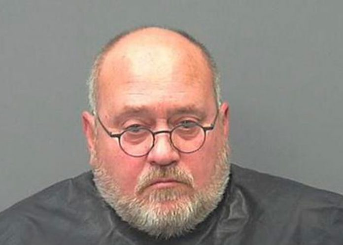 Alto comandante del Ejército de EE.UU. lideró red de pornografía infantil