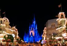 Arrestan a cuatro empleados de Disney por trata de personas en Florida Arrestan a cuatro empleados de Disney por trata de personas en Florida